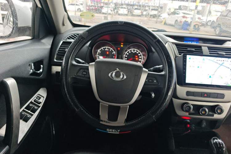 Used Geely Auto GX7 2015 Classic Edition 1.8L Manual Elite Model China IV