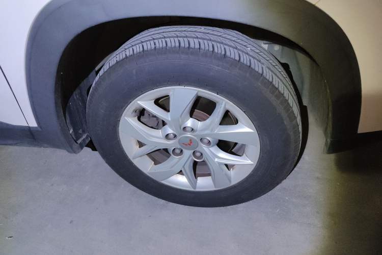 Used Wuling Hongguang S3 2019 1.5L Manual Standard Version China VI Standard