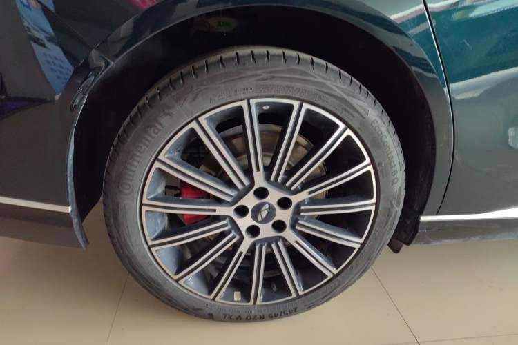 Used Chery Fulwin A9L 2025 Model, Four-Wheel Drive High-Energy Peak Edition