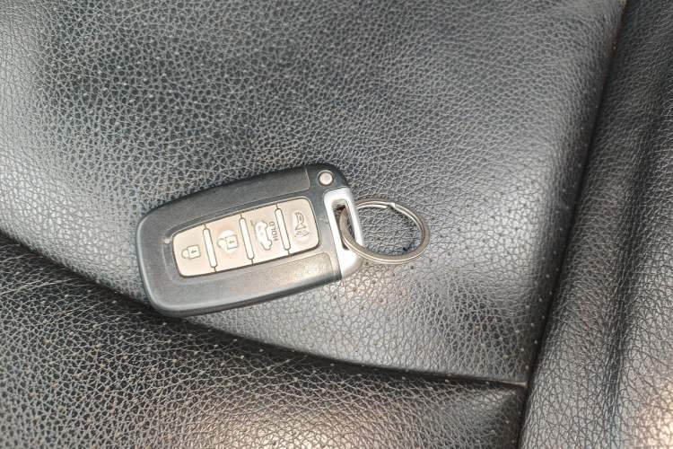 Used Kia Borrego 2015 3.8L Luxury Edition China IV