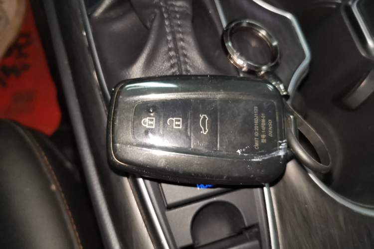 Used Toyota Camry 2021 2.0G Luxury Edition