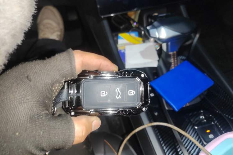 Used Dongfeng Aeolus Yixuan 2025 1.5L Automatic Luxury Version Interior 1