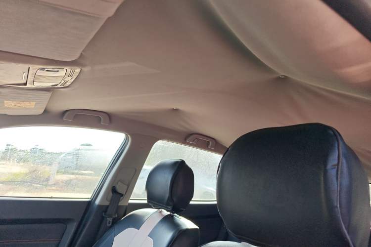 Used Geely Auto GX7 2015 Classic Edition 1.8L Manual Urban Model China IV
