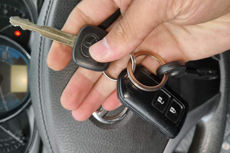 Used Toyota YARiS L Zhi Xuan 2015 1.5E Automatic Charm Edition