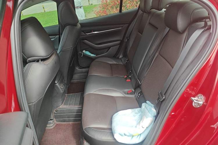 Used Mazda 3 Axela 2020 2.0L Automatic Zhiya Edition Left Rear Seat