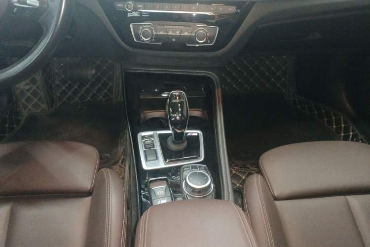 Used BMW 1 Series 2021 120i M Sport Night Edition Gear Lever