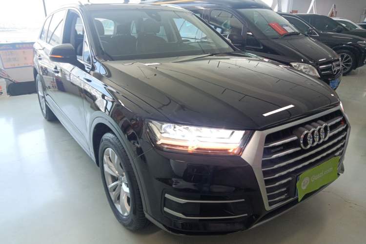 Used Audi Q7 2019 45 TFSI Comfort Model