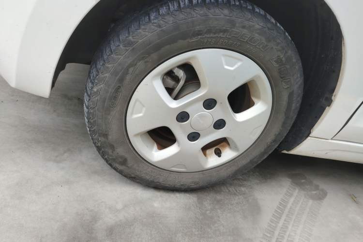 Used Roewe Clever 2021 302km Excellence Edition Left Front Wheel Hub