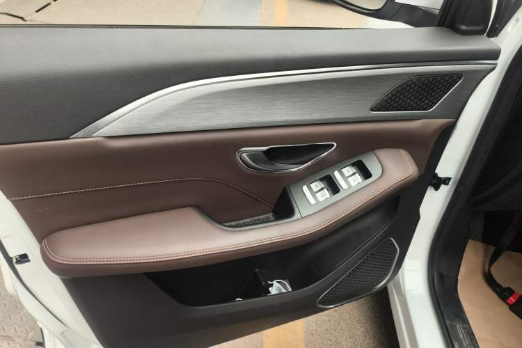 Used JETOUR X90 2024 1.6T DCT Qilin Edition 7-Seater
