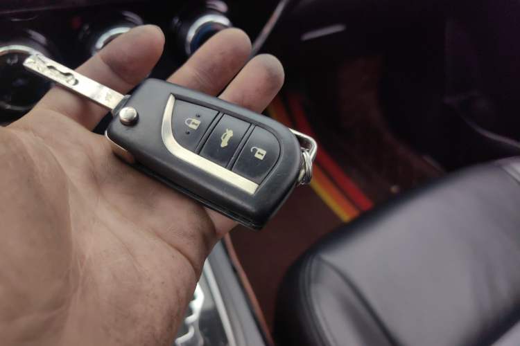 Used Toyota Corolla 2017 1.2T CVT GL Vehicle Key