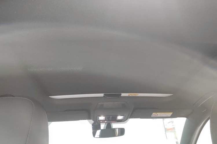 Used Volkswagen Golf 2023 Facelift 280TSI DSG R-Line Lite
