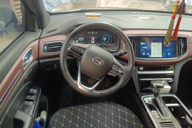 Used GAC Trumpchi GS8 2021 390T Two-Wheel-Drive Dark Knight Edition Steering Wheel