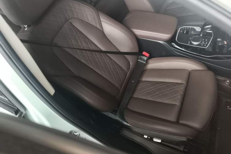 Used BMW X3 2023 xDrive30i Leading Model M Night Edition Package Right Front Seat