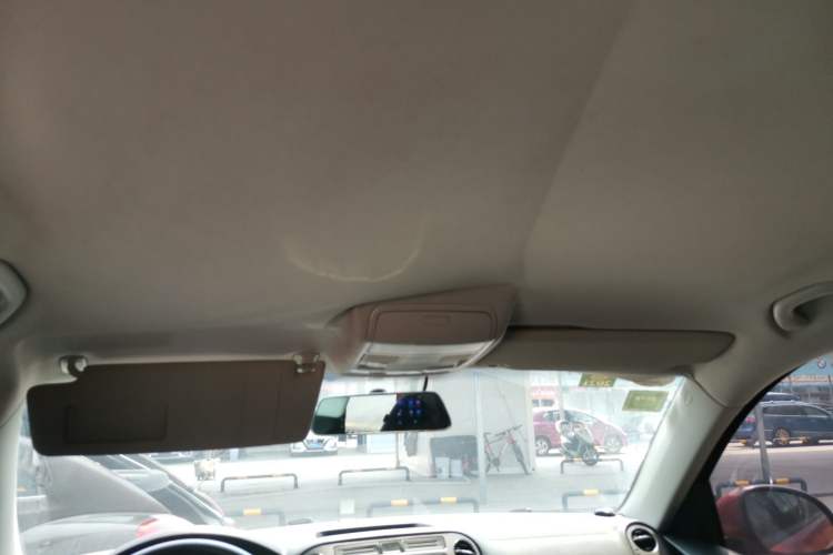 Used Volkswagen Tiguan 2013 1.8 TSI Automatic Two-Wheel Drive Comfort Edition Headliner