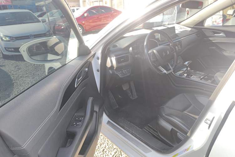 Used Hongqi H5 2018 30TD Dynamic Edition