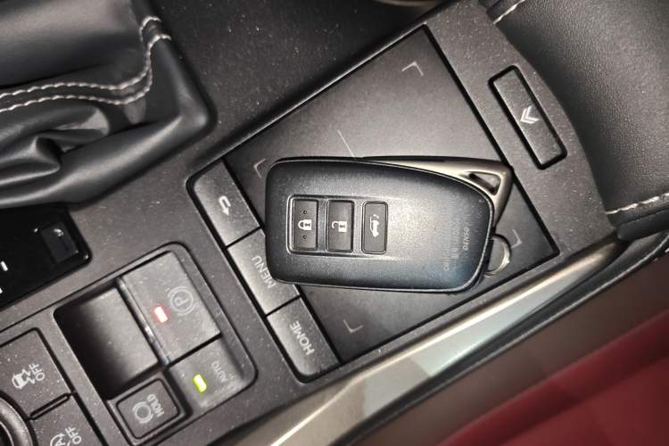 Used Lexus NX 2018 300 Front-Drive Freeline Edition
