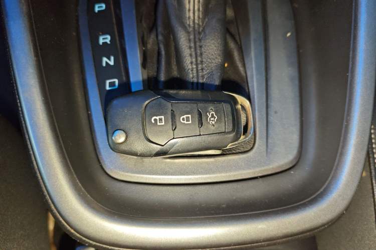 Used Ford Escort 2017 Happiness Edition 1.5L Automatic Fashion Version
