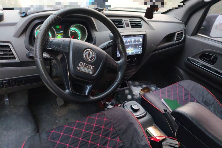 Used Dongfeng Yufeng EM26 2023 Standard Edition 41.472 kWh Henan Lithium Power Center Console