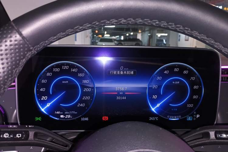 Used Mercedes-Benz EQE SUV 2023 500 4MATIC Special Edition Instrument Cluster
