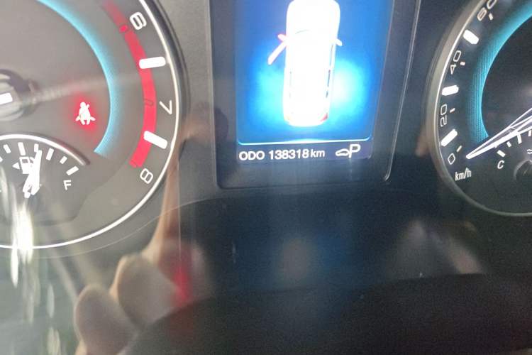 Used Haval H2 2015 1.5T Automatic Two-Wheel Drive Prestige Edition Odometer Close Up