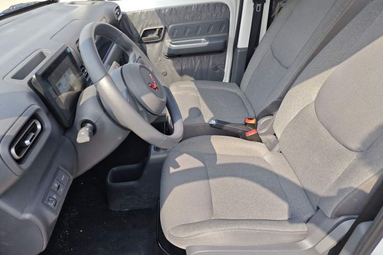 Used Wuling Zhiguang New Energy 2025 Comfort Model Left Front Seat