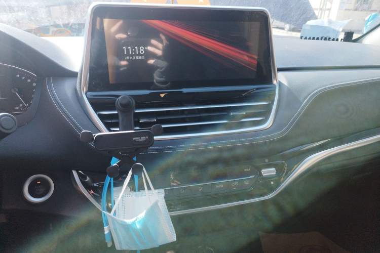 Used SAIC MAXUS G20 2021 PLUS 2.0T Gasoline Automatic Luxury Edition