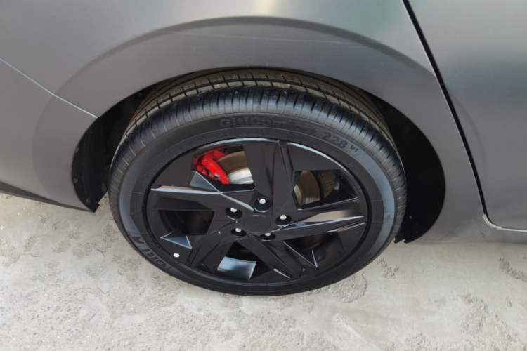 Used Hyundai Elantra 2022 1.5L CVT 20th Anniversary Edition