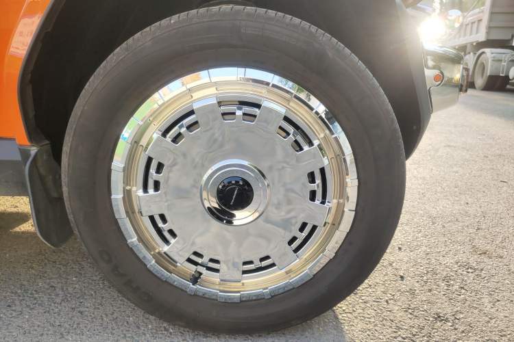 Used iCAR V23 2025 401 Two-Wheel Drive Intelligent Driving Version Right Front Wheel Hub