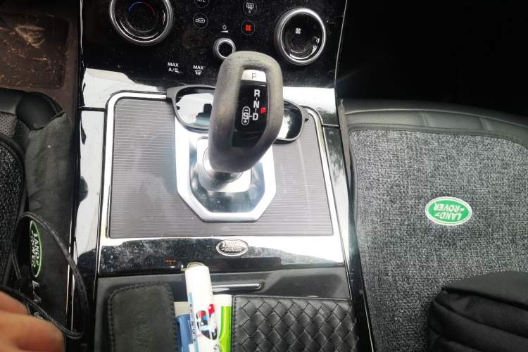 Used Land Rover Range Evoque 2020 249 PS R-DYNAMIC SE Sport Technology Edition