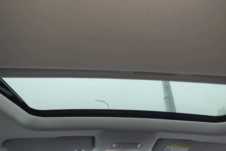 Used Roewe i5 2023 1.5L CVT Luxury Edition
