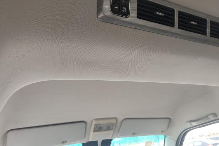 Used Jinbei New Hiace S 2018 1.6L Business Edition DLCG16 Headliner