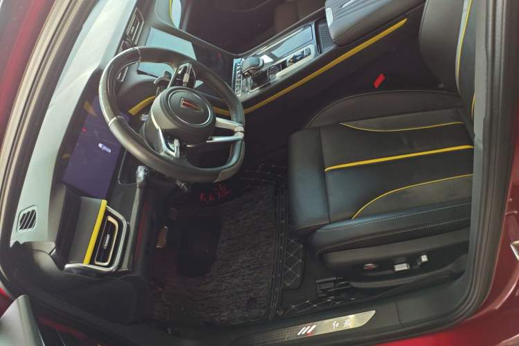 Used Hongqi H6 2023 2.0T ZhiZhen Edition
