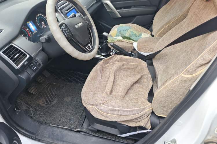 Used Haval H2 2017 Red-Label 1.5T Manual Two-Wheel Drive Comfort Model