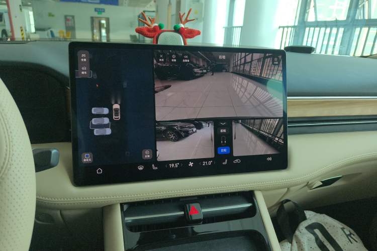 Used Hima AITO M5 2023 Pure Electric All-Wheel Drive Intelligent Driving Version Audio And AC Panel