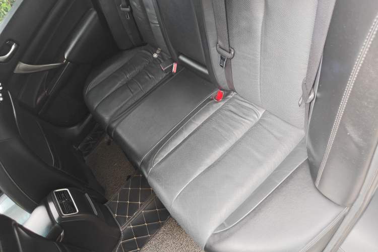 Used Nissan Teana 2012 2.5L XV VIP Cloud Security Edition Left Rear Seat