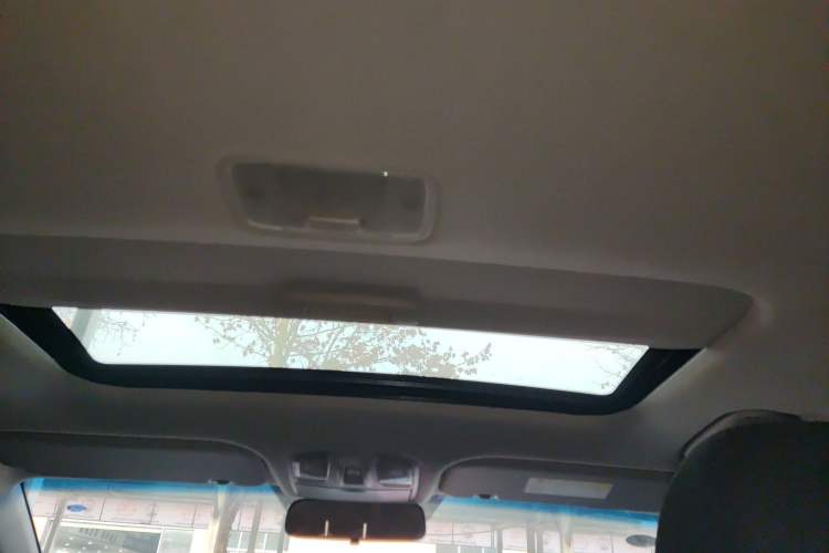 Used Hyundai Elantra (6th Generation / Lingdong) 2016 1.6L Automatic ZhiXuan – Elite Version Headliner