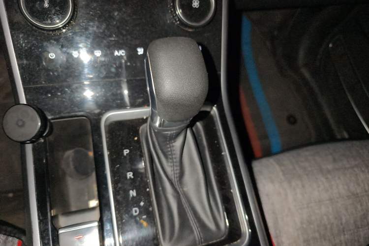 Used Chery Tiggo 5x 2020 1.5L CVT Fashion Edition Gear Lever