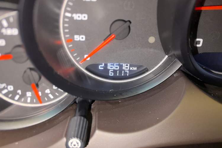 Used Porsche Cayenne 2011 Cayenne Turbo 4.8T