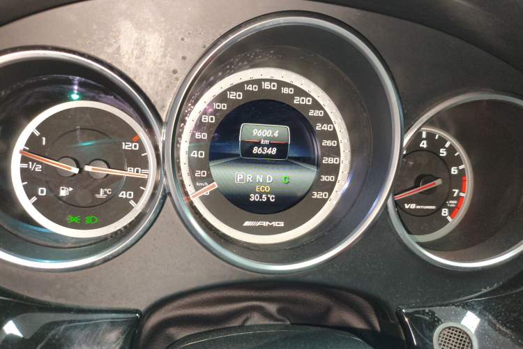 Used Mercedes-Benz CLS AMG 2013 AMG CLS 63 Odometer Close Up