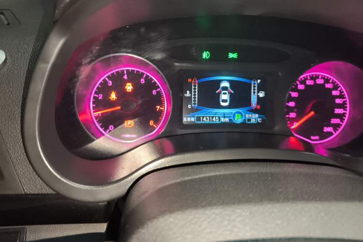 Used BYD Surui 2014 1.5TID Automatic Luxury Model
