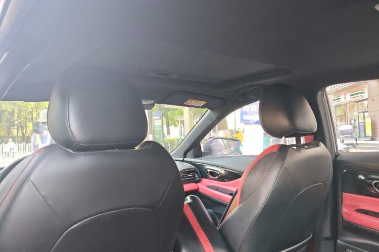 Used GAC Trumpchi EMPOW 2021 270T DCT J15 Version Headliner