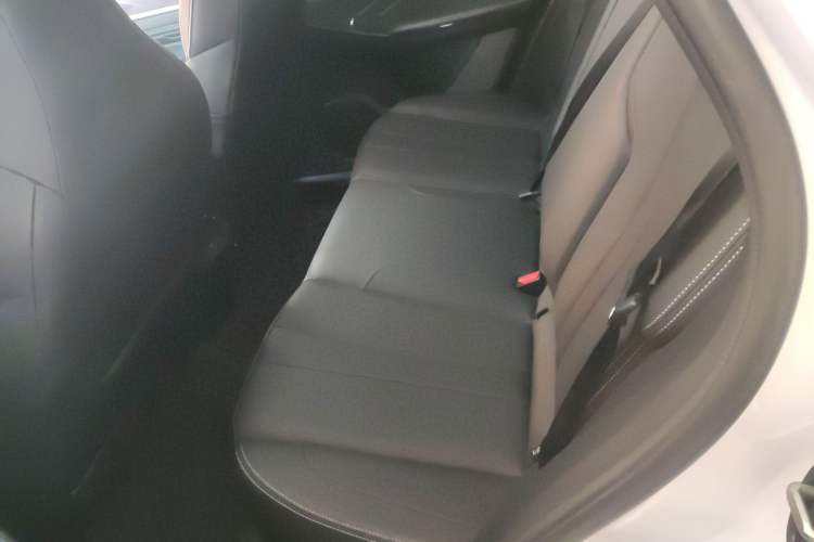 Used Dongfeng Aeolus Mage 2024 Honor Edition 1.5T Luxury Model
