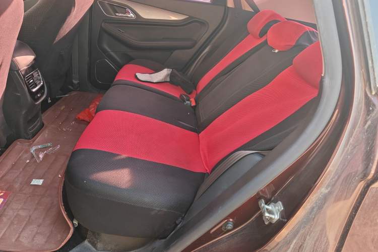 Used Baojun 560 2016 1.8L Manual Luxury Edition
