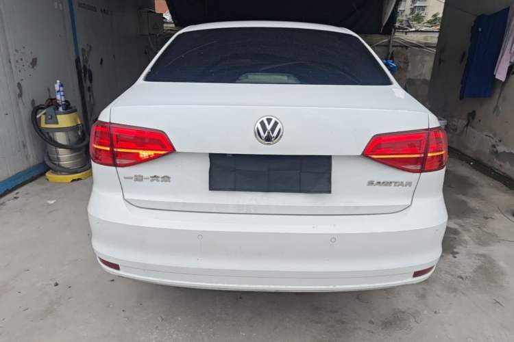 Used Volkswagen Sagitar 2015 1.6L Automatic Comfort Model