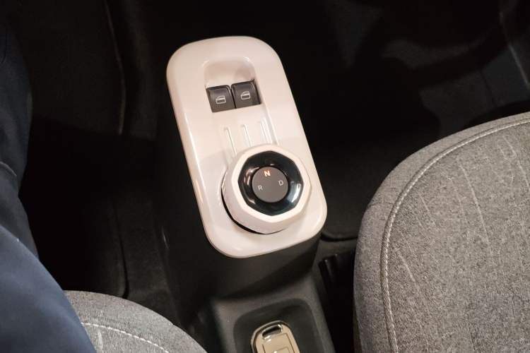 Used Geely Galaxy Panda 2023 Panda Mini 200km Dynamic Bear