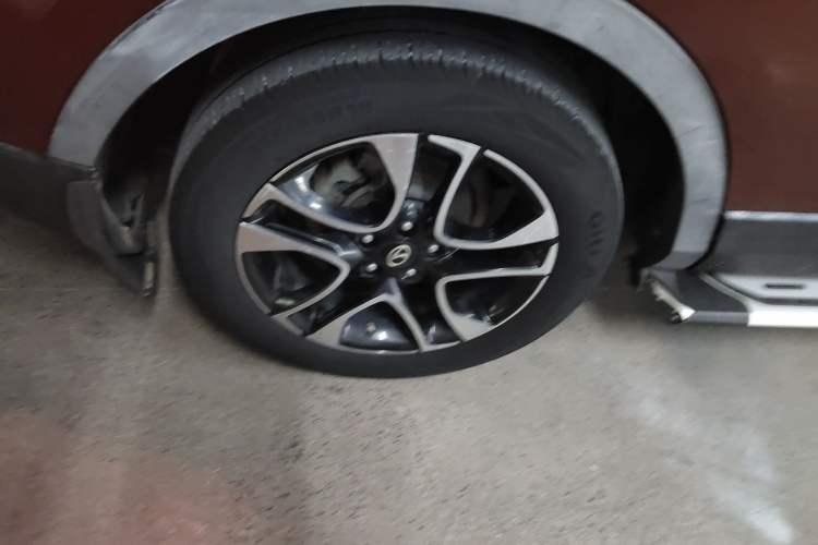 Used Soueast DX7 2015 1.5T Automatic Luxury Model