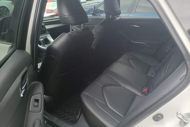 Used Toyota Avalon 2021 2.5L Luxury Edition Left Rear Seat