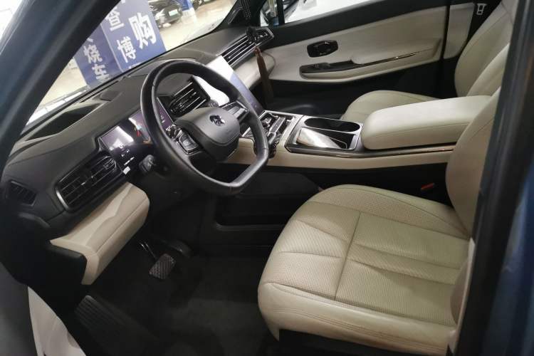 Used Nio ES8 2020 415 km Range 7-Seater Version
