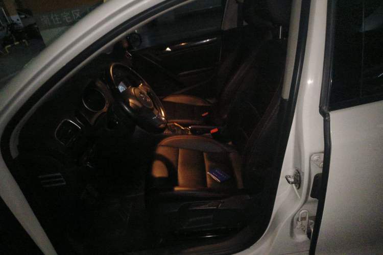 Used Volkswagen Golf 2012 1.4 TSI Automatic Comfort Edition Left Front Seat