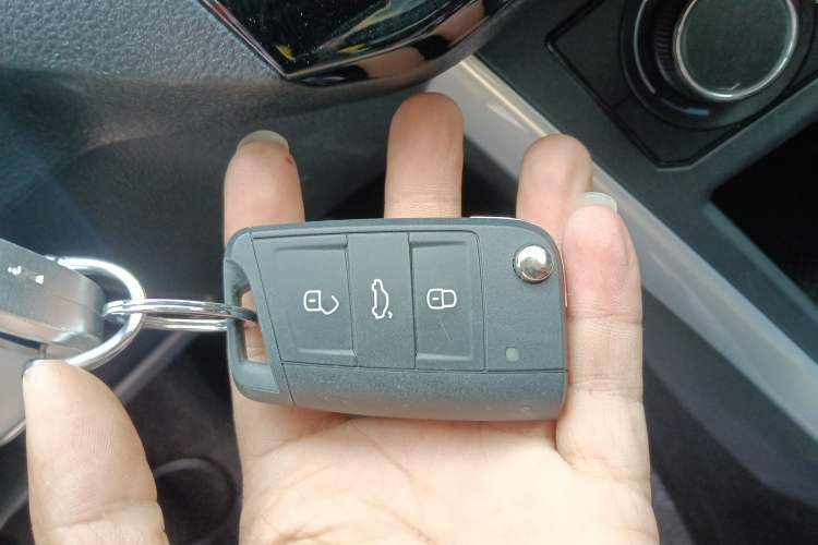 Used Volkswagen Polo 2019 Plus 1.5L Automatic Colorful Technology Edition Vehicle Key